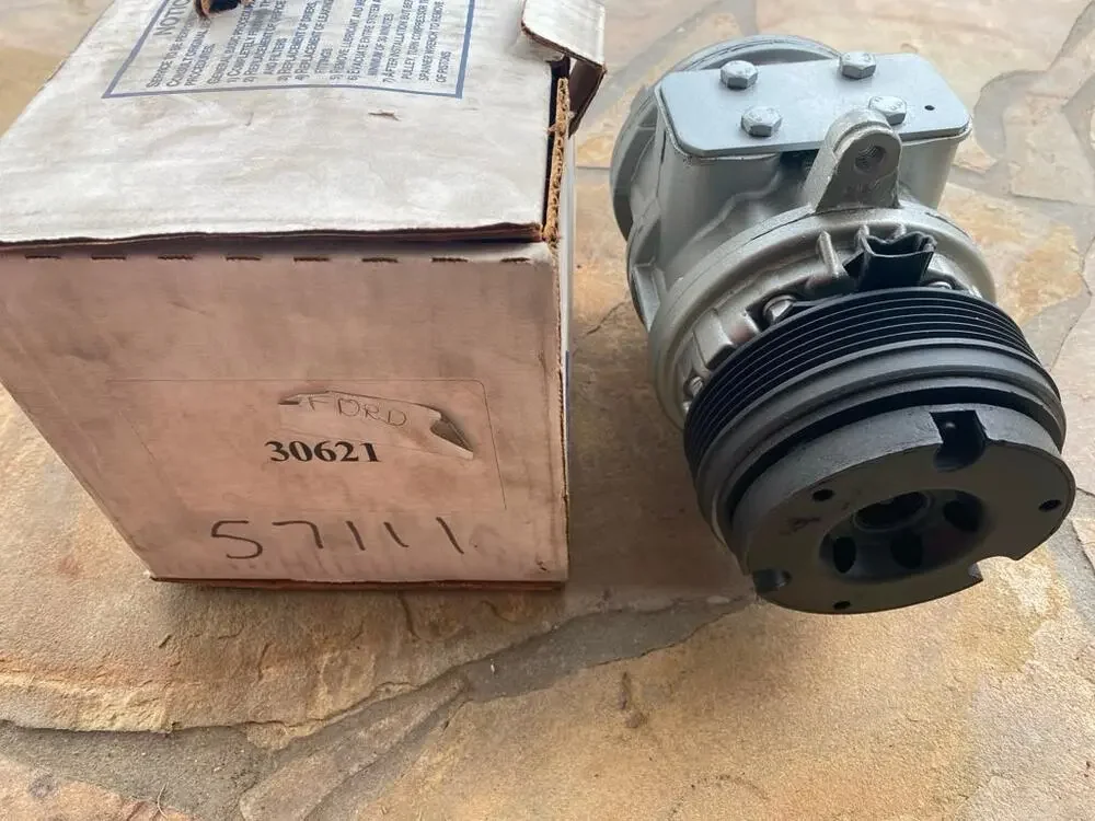 Ford 30621 Remanufactured AC Compressor 19D761 AB New